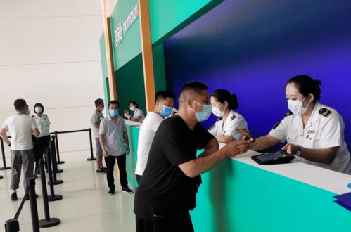 圆满完成第17届青岛国际家具展接驳班车和志愿服务保障工作